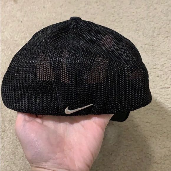 Black Nike Golf Mesh Hat - Picture 2 of 2